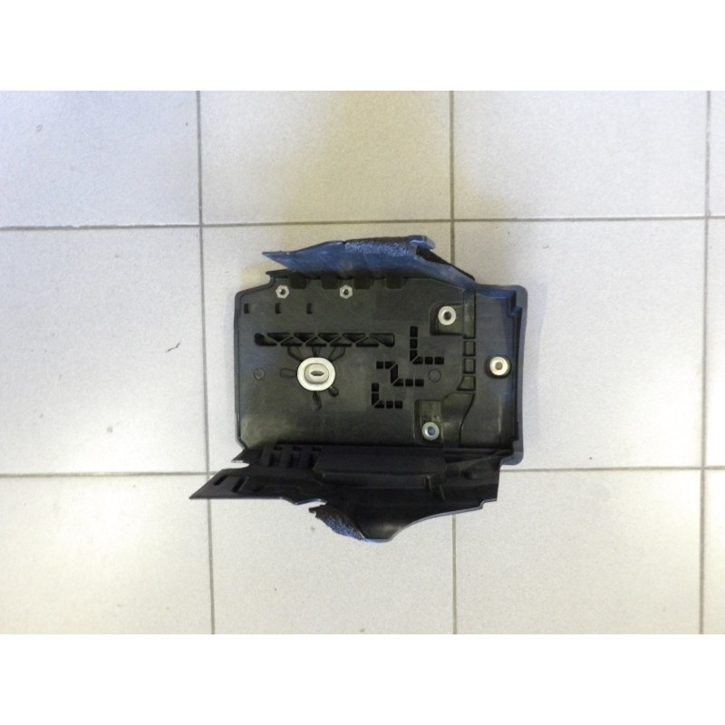 Bac de Batterie Monté jusqu'en 2007