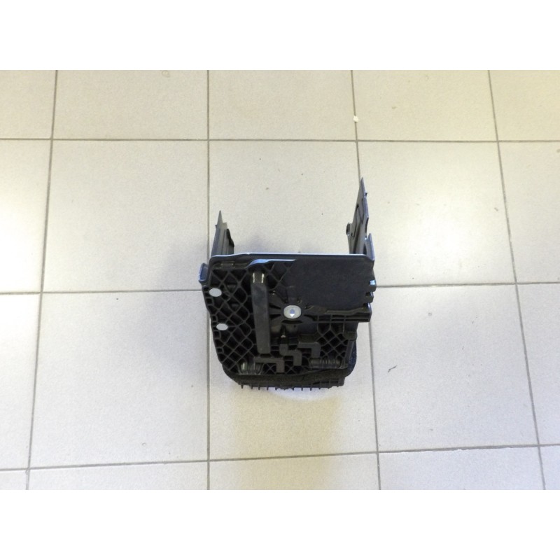 Bac de Batterie Monté jusqu'en 2007